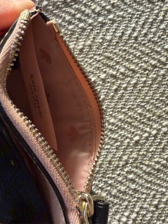 kate's travel bag two and a half men Kate | Two and a Half Men Wiki